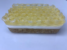 Load image into Gallery viewer, HONEY OATMEAL SOAP